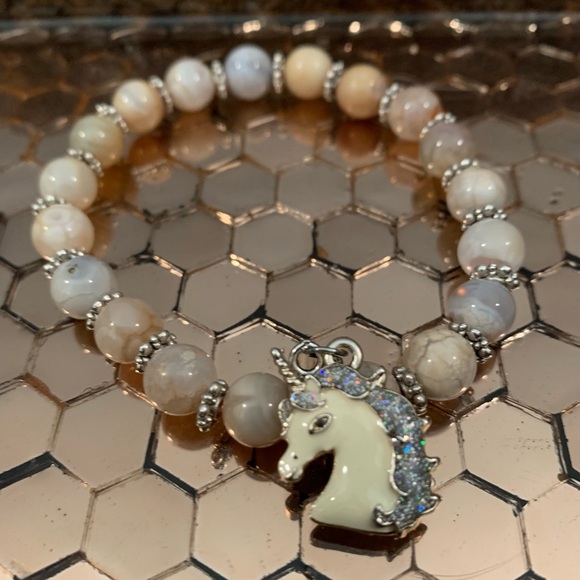 NEW Tibetan White Unicorn & Fire Agate Ball Stretchy Bracelet Approx. 7”… - Picture 1 of 7